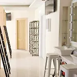 Parea Hostel Herszonisszosz