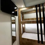 Hostel Parea